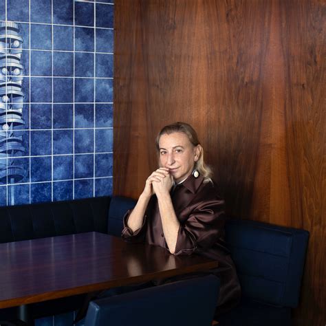 il nome della stilista a capo dell impero di prada|miuccia prada vita moderna.